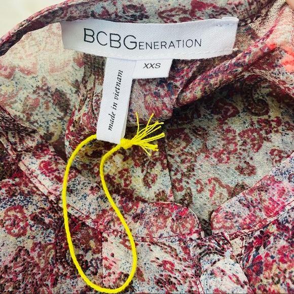 BCBG Generation Sheer Top - Picture 4 of 6